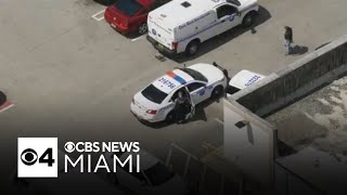 Security guard, store manager hurt after machete attack in Little Havana supermarket | Quickcast
