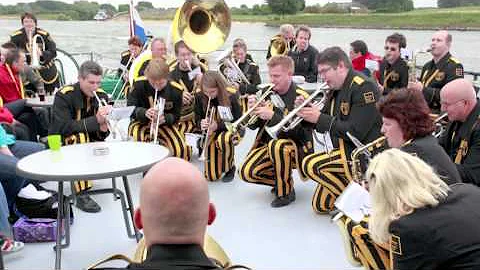 Shamajo cruise 2011 bewegend beeld en stills