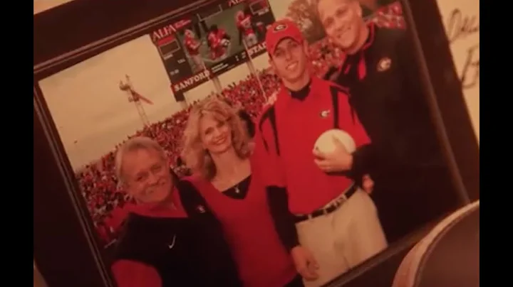 Ray Fulcher - Love Ya Son, Go Dawgs (Official Musi...