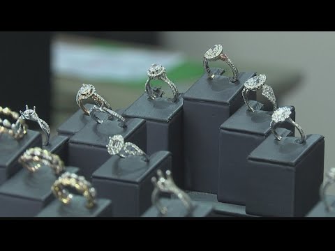 wedding-week:--pacific-diamond-wedding-rings