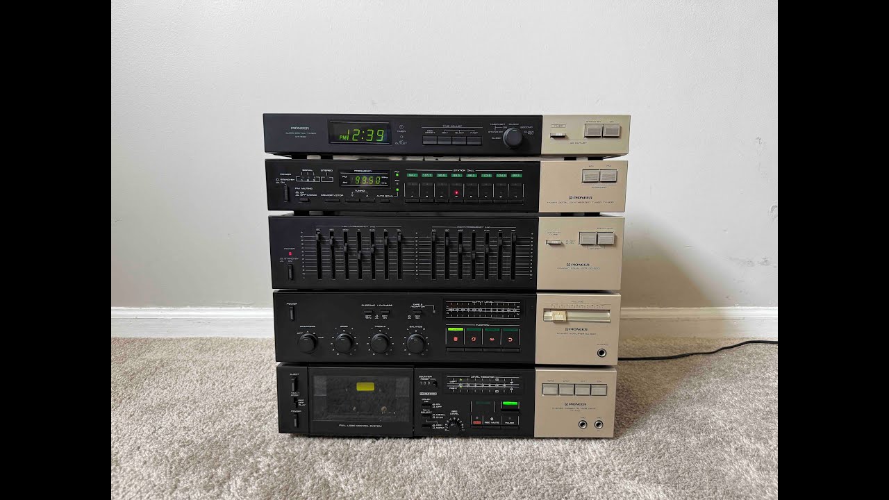 Pioneer Home Stereo System TX-930 Tuner, CT-730 Deck, SA-930 Amplifier SG-530 Equalizer DT-530 Timer