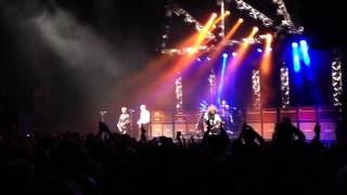 Status Quo - Down Down Hammersmith 16-3