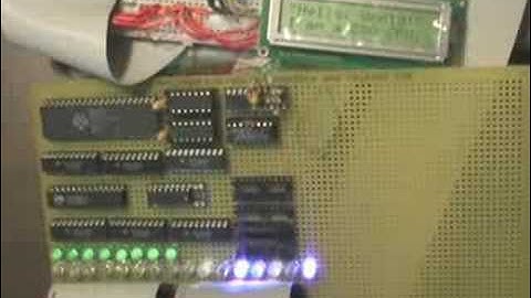 Z80 computer: LCD text display
