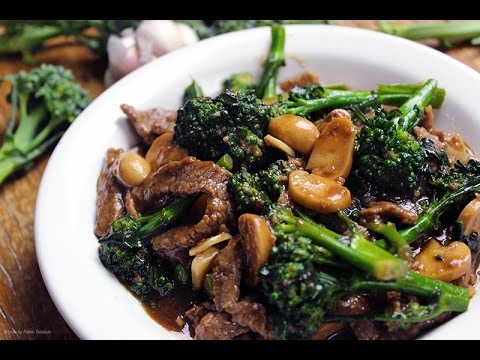 Vídeo: Receita: Carne Com Brócolis Em RussianFood.com