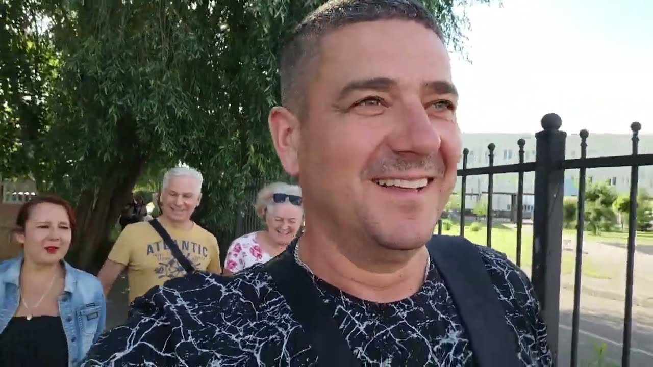 Урааа, паспорт на руках, теперь делаем права, устроили небольшой банкет