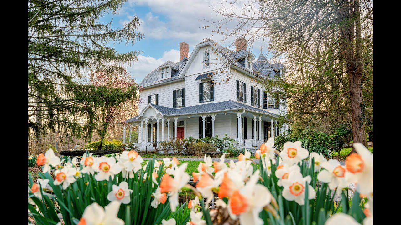 1900 Dixon Road • Baltimore City • Baltimore, MD 21209