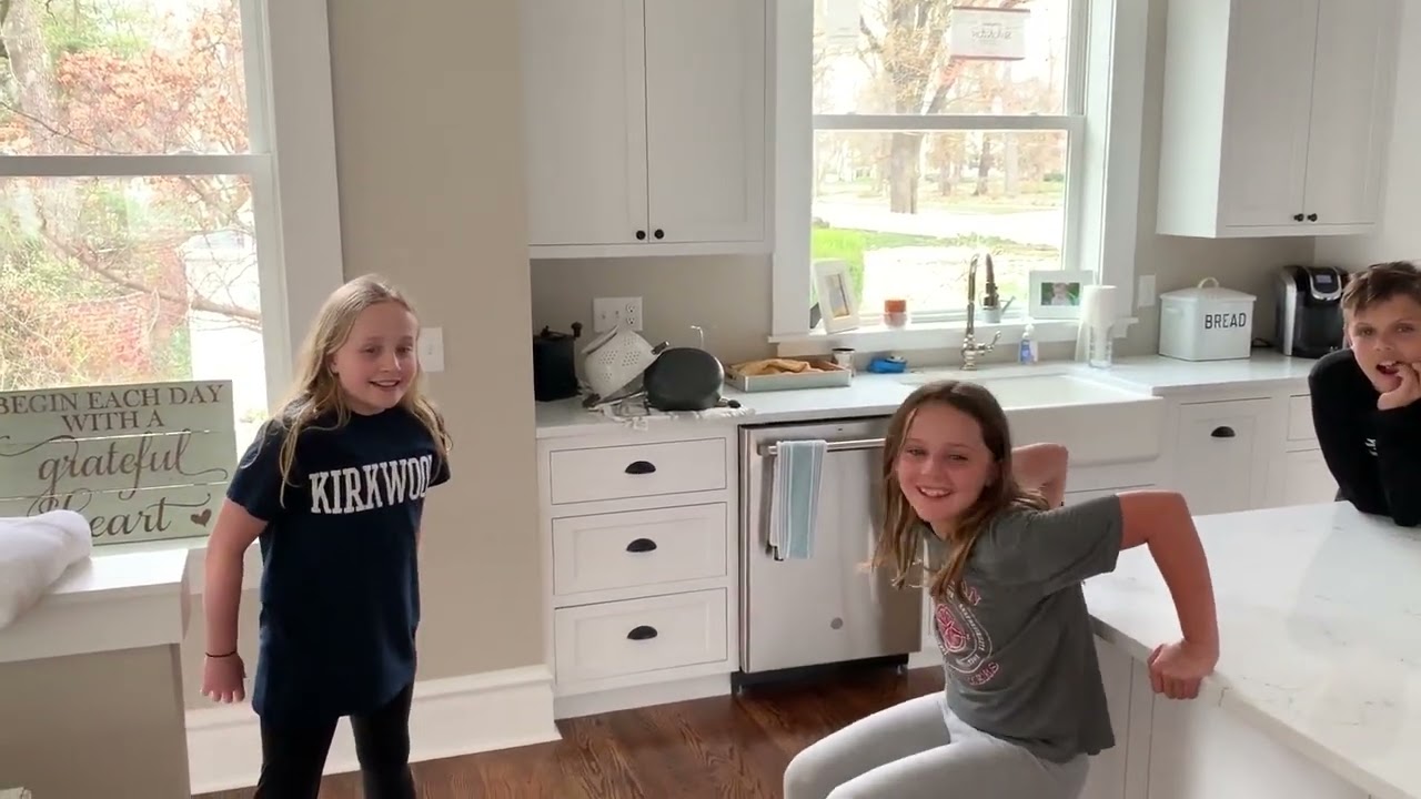 Disney Surprise - March 29, 2019