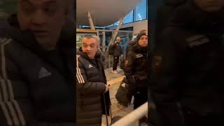 Beşiktaş taraftarından havalimanında Samet Aybabaya Tepkiler PART2 #beşiktaş #çarşı #keşfet
