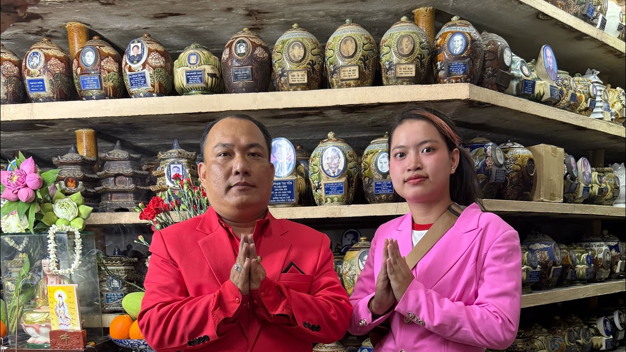 ĐẠI GIA ĐÌNH HIẾU NGHĨA LÊN CHÙA VIẾNG ANH RỂ VÀ CHÁU