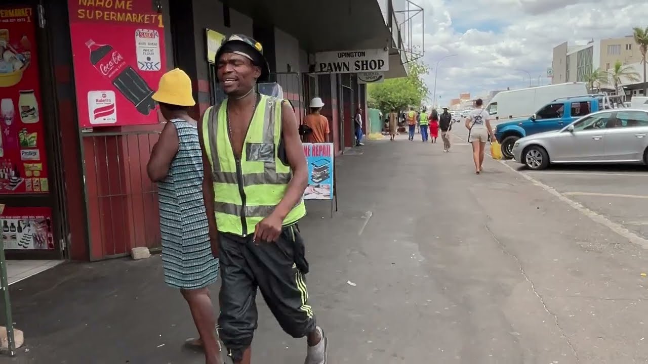 Upington - Walking through the Streets - Northern Cape, South Africa