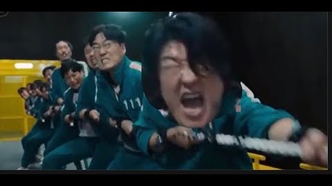 Squid Game Tug Of War but they are all babies