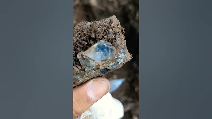 ✨️Finding Gem Quality Herkimer Diamonds ✨️ 💎 #shorts #foryou