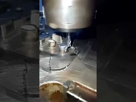 این ویدئو قدرت ابزار در بارگیری جنس فولاد یا جنس جوشکاری شده رو نشون میده از دستش ندین