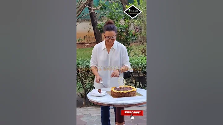 Rani Mukherji celebrates her Birthday with Paps 🎂🎂 | Rani Mukherji | Exclusive | Bollywood #shorts - DayDayNews