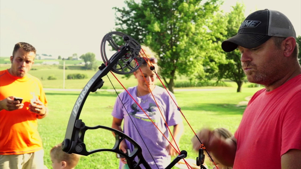 Iowa 170 Inch Whitetail Hunt YouTube