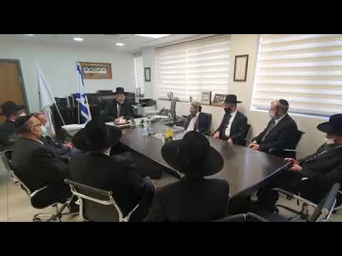 הרב לאו בהסמכת דיינים לגיור