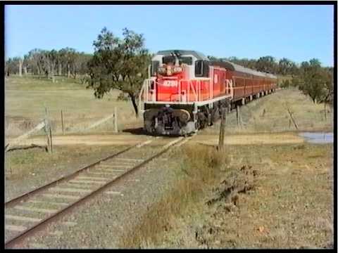 Australian diesel locomotive 4701 - Cowra to Blayney - August 1996