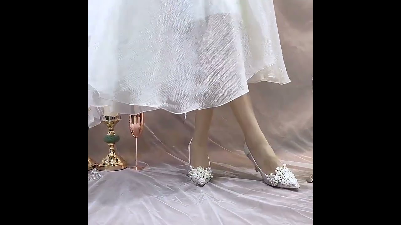 Chic / Beautiful White Pearl Rhinestone Lace Flower Wedding Shoes