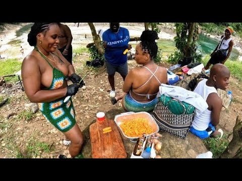 River Par with Drizzy Burke and Walking Tv Family | America🇺🇸 Subs Cookout in Portland 
