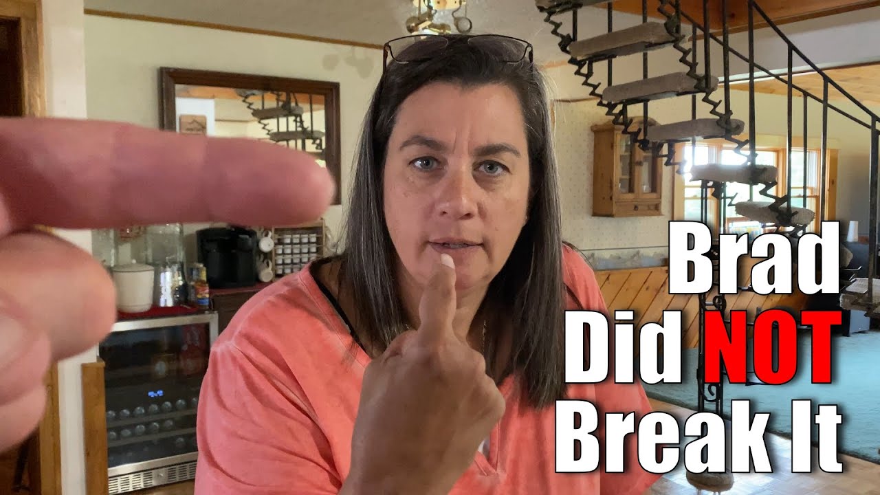Christa Broke It | A Big Family Homestead VLOG - YouTube