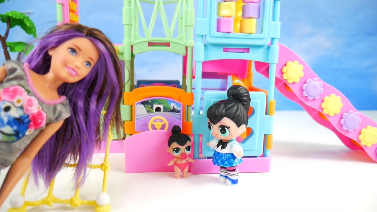 Custom Unicorn Surprise Doll Plays Dress Up with Lil Sisters - YouTube