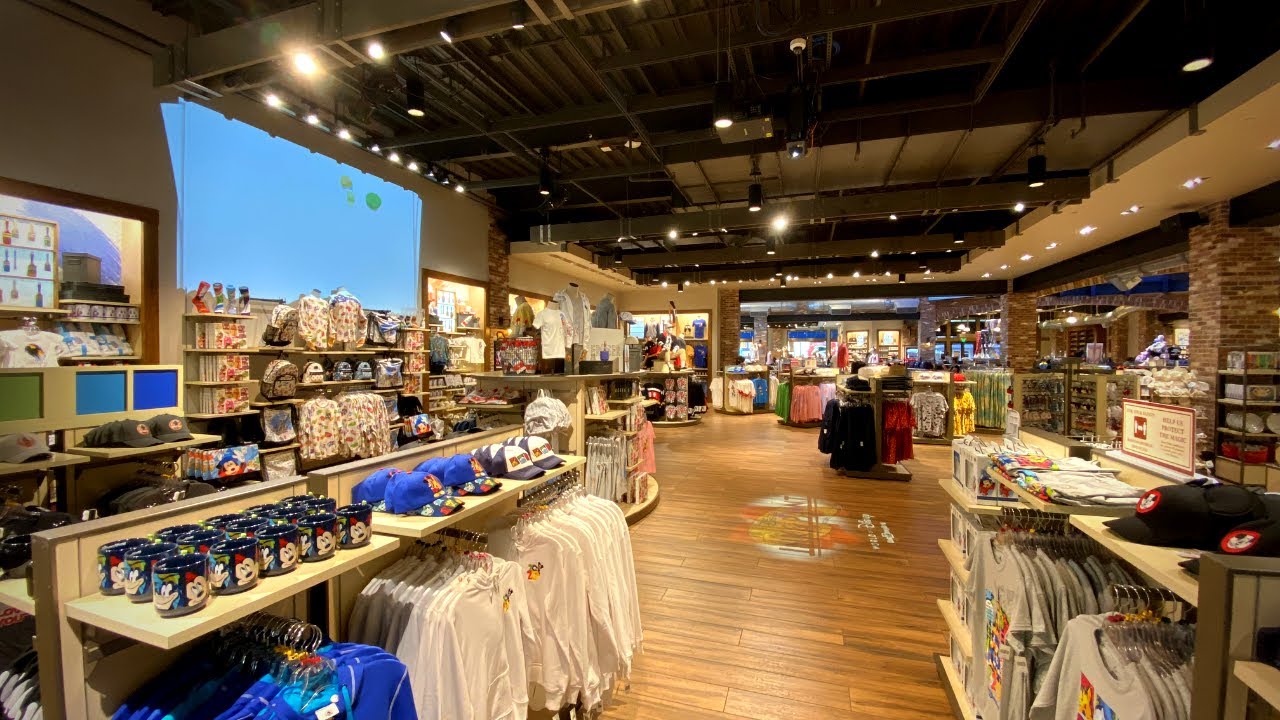 I Was The First Person Inside The Reopened World Of Disney Store At I Was The First Person Inside The Reopened World Of Disney Store At