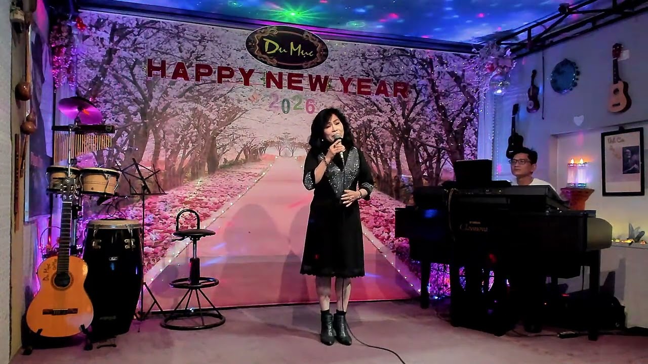 ÁNH TRĂNG LẺ LOI ( Nhạc Hoa lời Việt ) Tiếng hát : CẨM LỆ