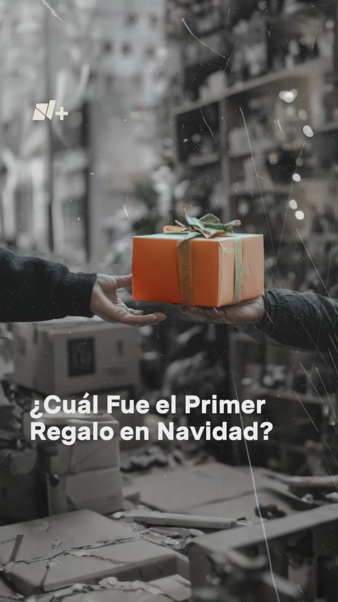 ¿Cuál fue el primer regalo de Navidad en la Historia? #nmas #shorts #navidad