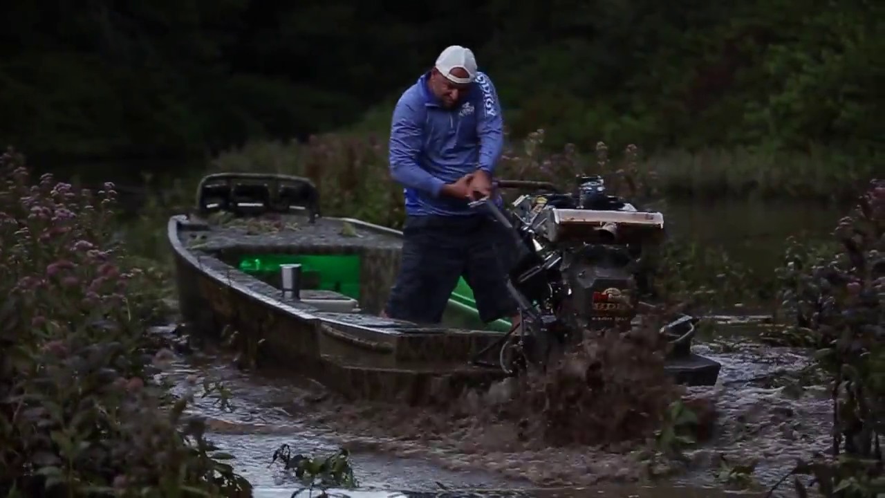 Mud Buddy Hyper Drive Reverse (HDR) on a Prodigy Boat 