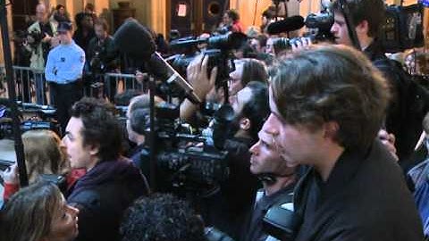 Arabic-Web-Trader Kerviel sentenced to jail, fined billions