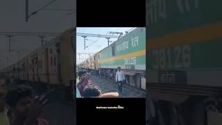 Train Late by 3 Hours! Passengers Vent Frustration On Loco Pilots #shorts