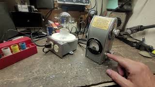 Testing the Baker and Williamson model-600 dip meter.