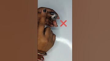 How to correctly insert a bobbin into a bobbin case #shorts #tricks