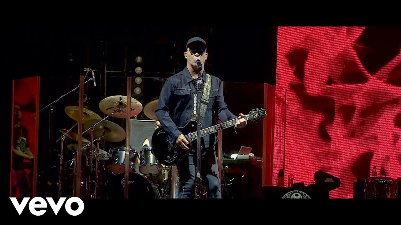 La Beriso - Incendiemonos (En Vivo Movistar Arena) - YouTube