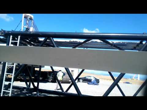 600 ტონიანი ამწეკრანი გორის ქარის გენერატორებთან