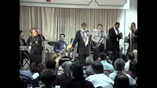 Video thumbnail of "Huey Smith's Clowns: "Rocking Pneumonia & the Boogie Woogie Flu" - Live -1996"