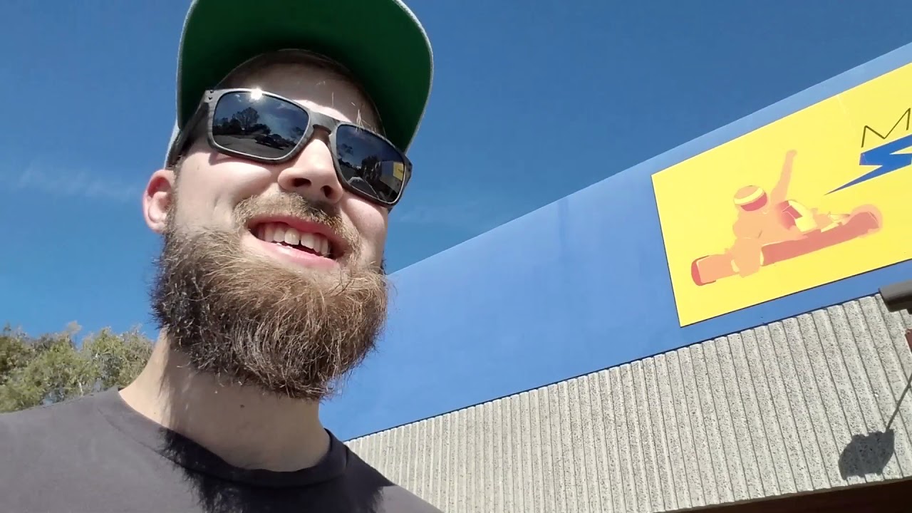 Christopher Setzer Chris Setzer - Vlog005 - Miramar Speed Circuit & Camel Burgers - YouTube