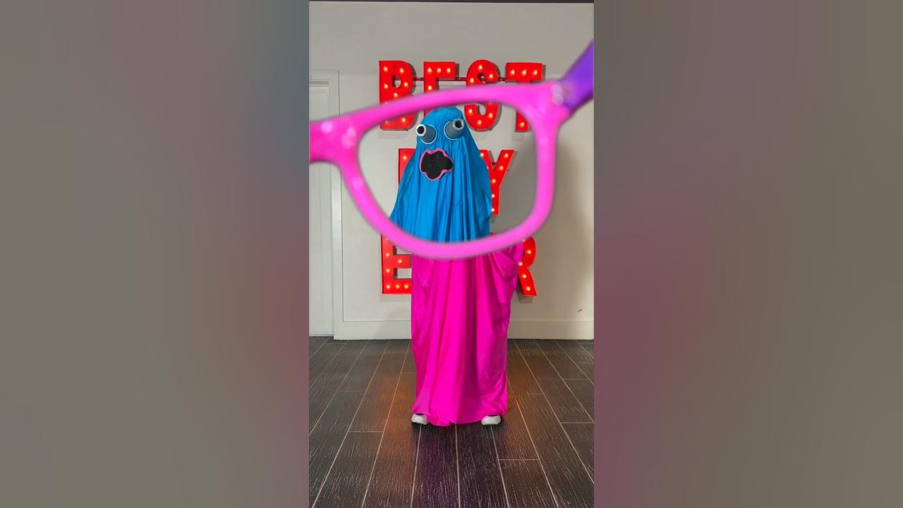 RAiNBOW GHOSTS are BACK!! 🌈👻 Adley goes through the PORTAL & has to
