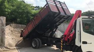 Tipper truck with Sany Palfinger SPK8500A