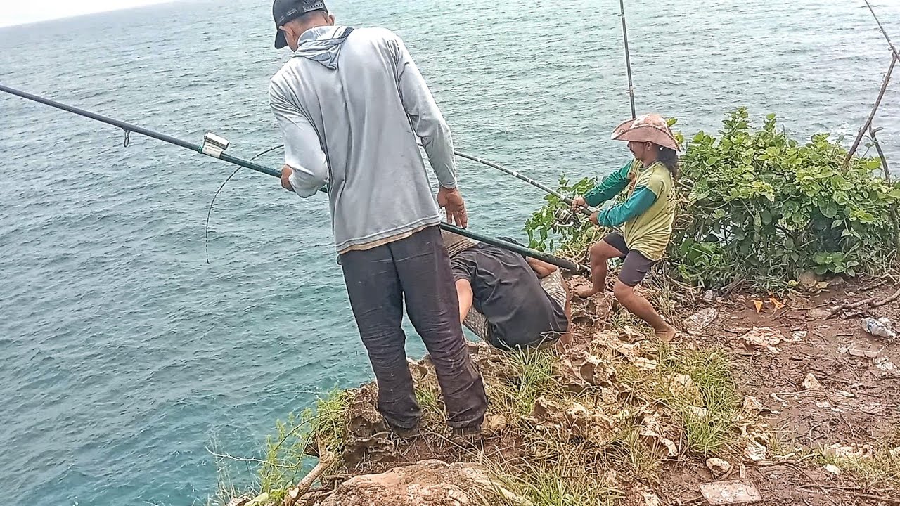 MANCING IKAN BESAR DI PANTAI BANTENG MATI JIMATKU KEMBALI || bari ngluyur mancing ikan