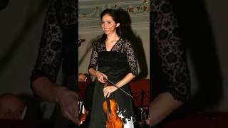 Eva León plays Bach Allegro from Violin Concerto A minor #evaleónviolin #horstsohm #shorts #music