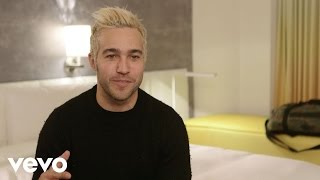 Pete Wentz - What’s In My Room brought to you by Marriott Rewards