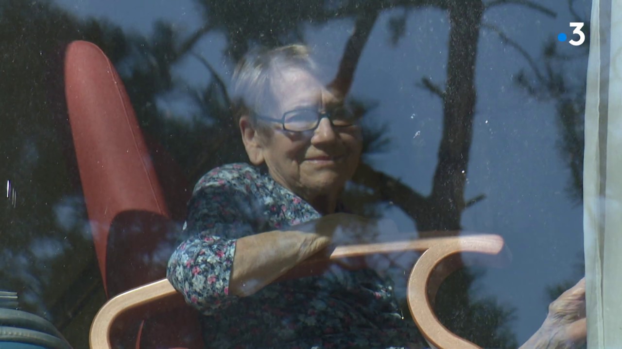 Coronavirus : avec les résidents confinés de l'Ehpad de Saint-Joachim (Loire-Atlantique)