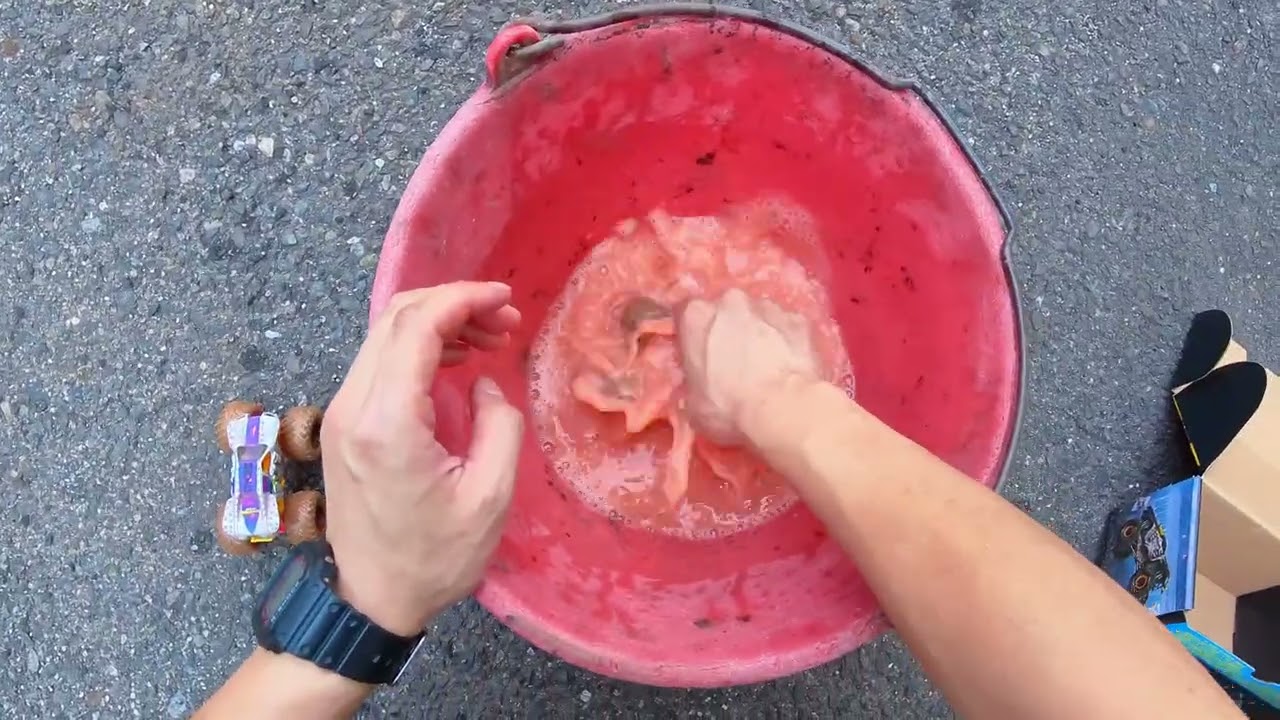 Monster Jam #asmr #unboxing #wakeup