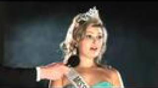 Miss Teen USA 2007 South Carolina answers a question