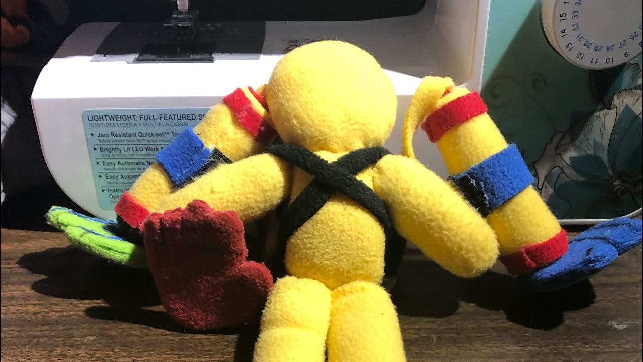 The player poppy playtime costume plush review!