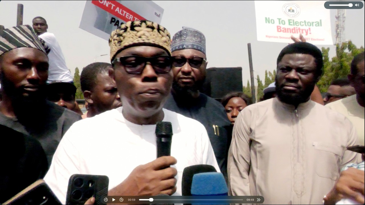 «Америка внимательно следит за Тинубу», — заявил Адебайо, добавив, что фальсификация выборов — эт...