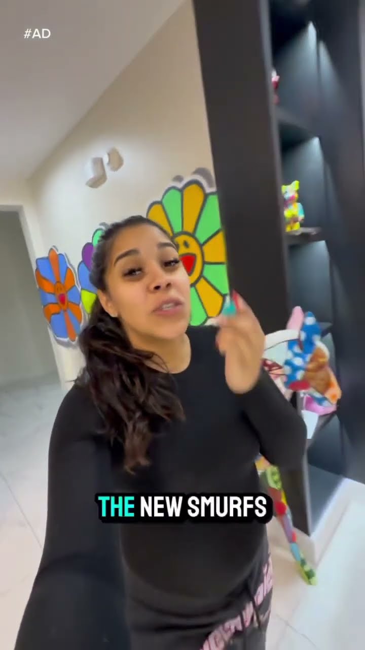 The best surprise! #SmurfsMovie trailer out now, and only in theatres 7/18! @ParamountPics #AD