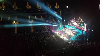 Cher - Shoop Shoop Song live St. Louis MO 5/10/19