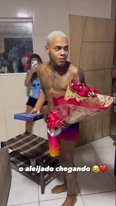 Vt kebradeira faz surpresa para Andresa Cassia depois dele sofre um acidente de moto